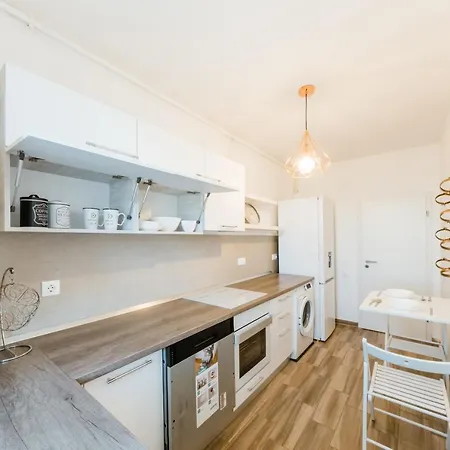 1minus1 - Self Check-in & Free Parking Appartement Braşov
