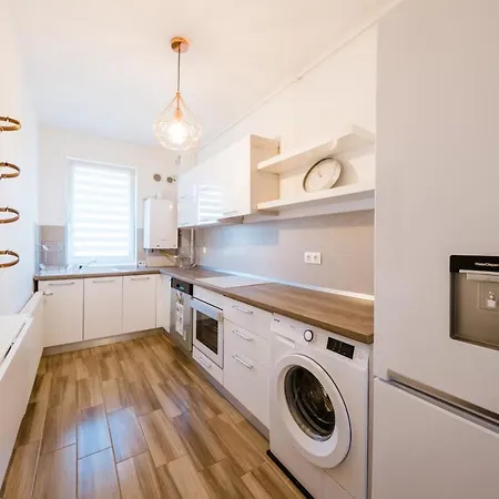 Appartement 1minus1 - Self Check-in & Free Parking Braşov